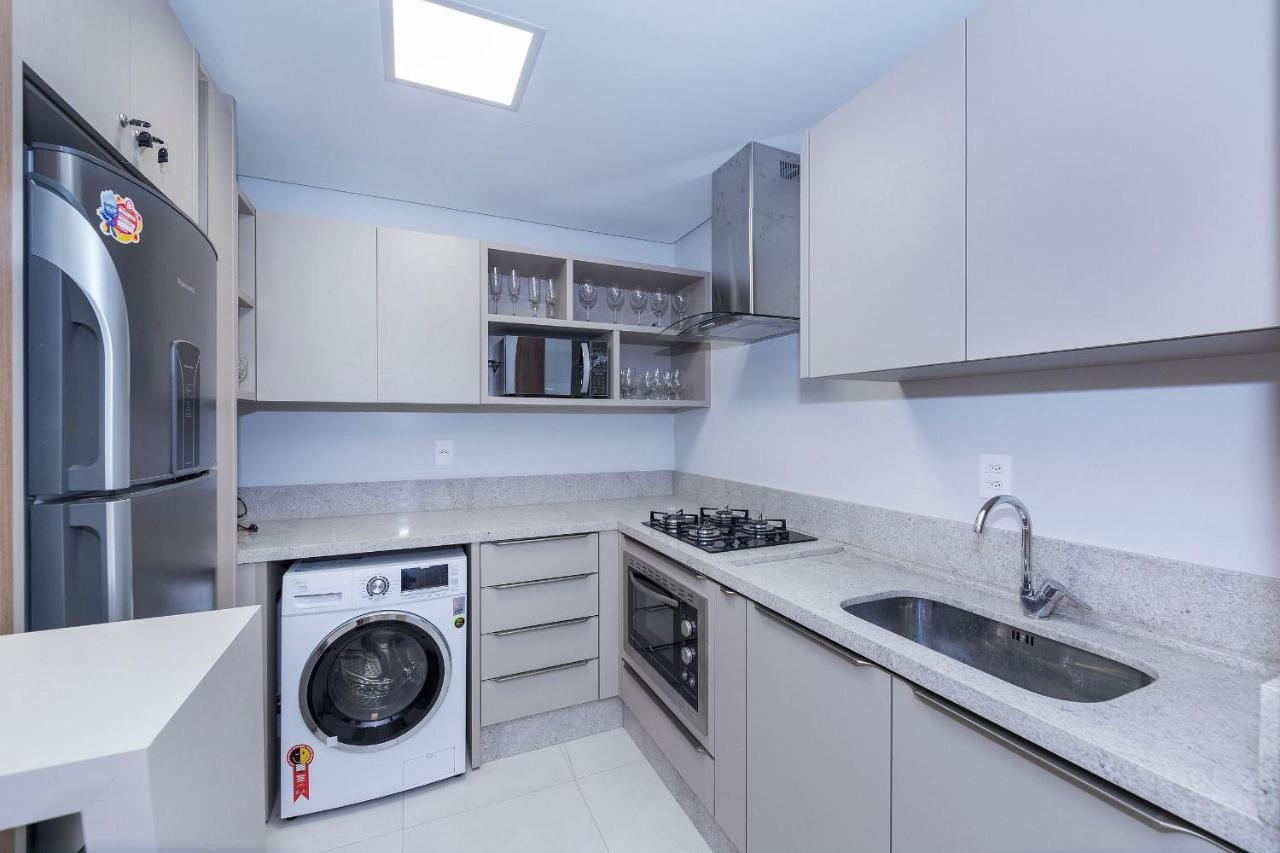 Adra 106 - Apartamento No Centro De Bombinhas - Rooftop Com Piscina E Academia - A Poucos Metros Da Praia - Dış mekan fotoğraf