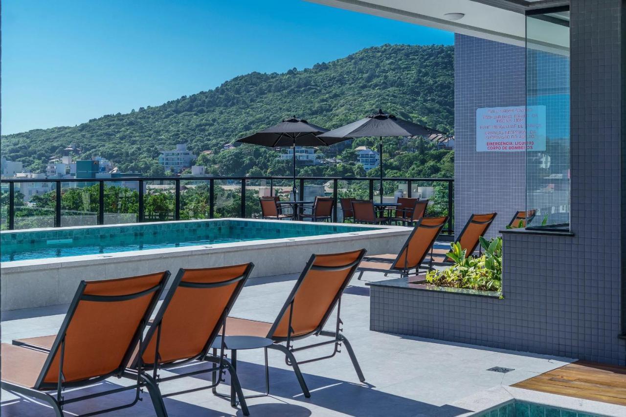 Adra 106 - Apartamento No Centro De Bombinhas - Rooftop Com Piscina E Academia - A Poucos Metros Da Praia - Dış mekan fotoğraf