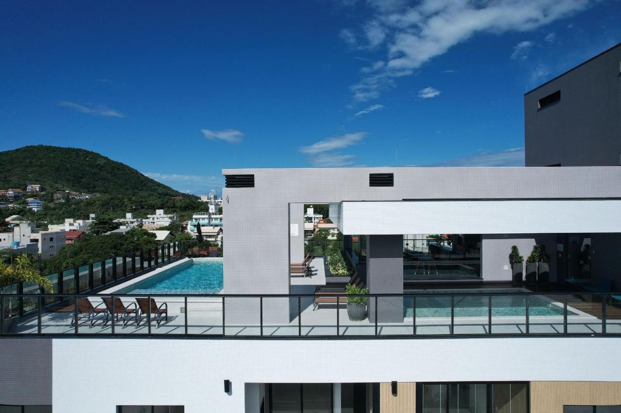 Adra 106 - Apartamento No Centro De Bombinhas - Rooftop Com Piscina E Academia - A Poucos Metros Da Praia - Dış mekan fotoğraf