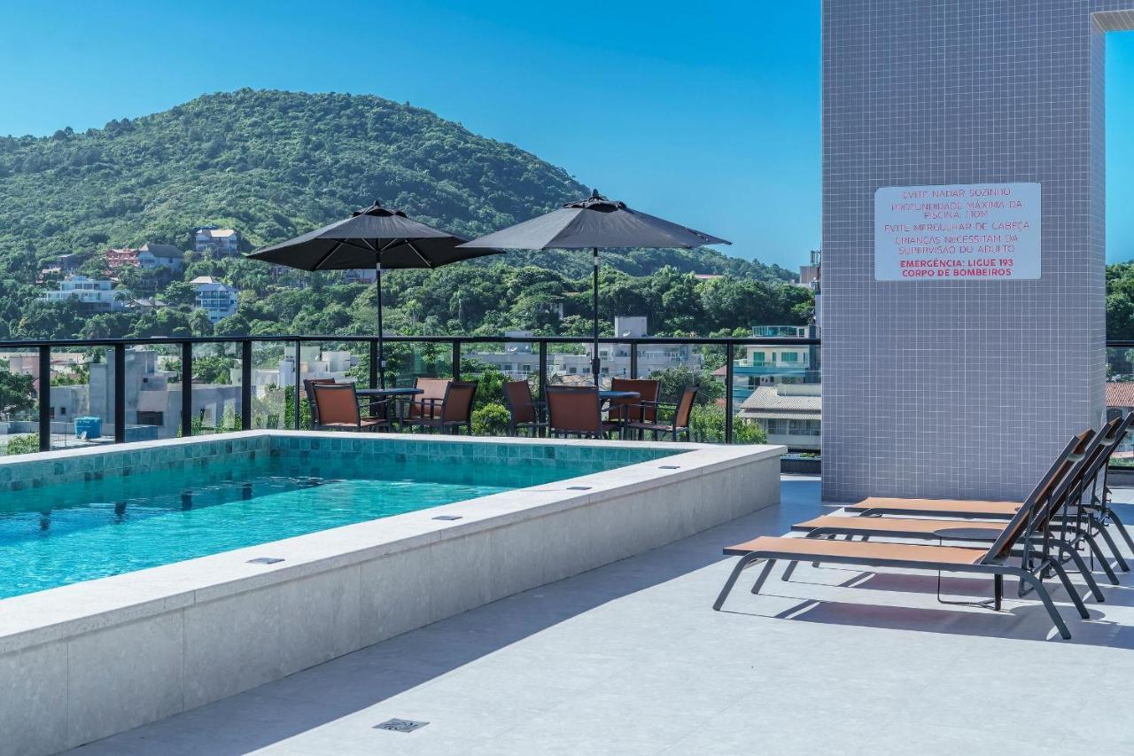 Adra 106 - Apartamento No Centro De Bombinhas - Rooftop Com Piscina E Academia - A Poucos Metros Da Praia - Dış mekan fotoğraf