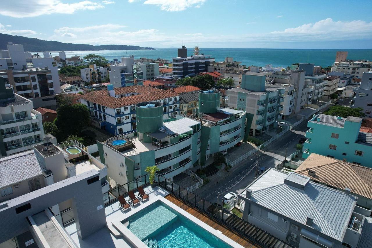 Adra 106 - Apartamento No Centro De Bombinhas - Rooftop Com Piscina E Academia - A Poucos Metros Da Praia - Dış mekan fotoğraf