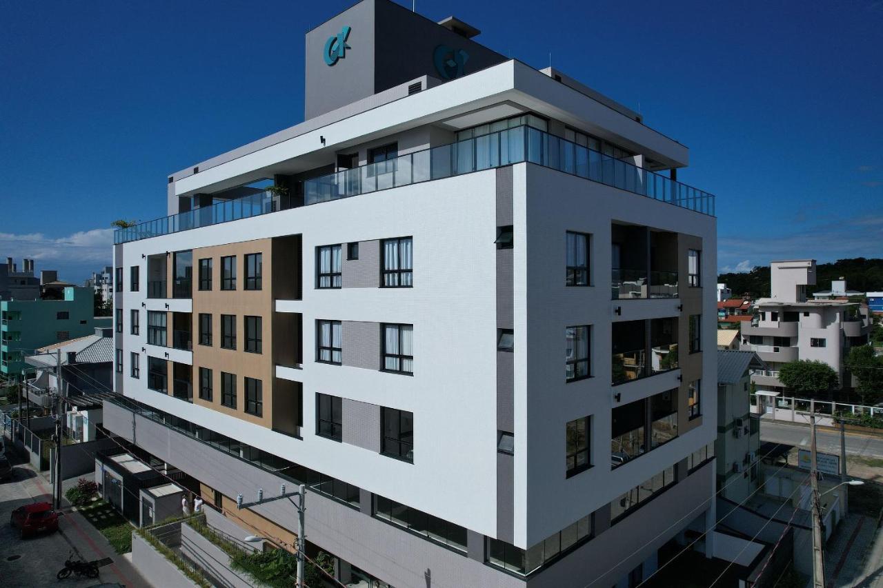 Adra 106 - Apartamento No Centro De Bombinhas - Rooftop Com Piscina E Academia - A Poucos Metros Da Praia - Dış mekan fotoğraf